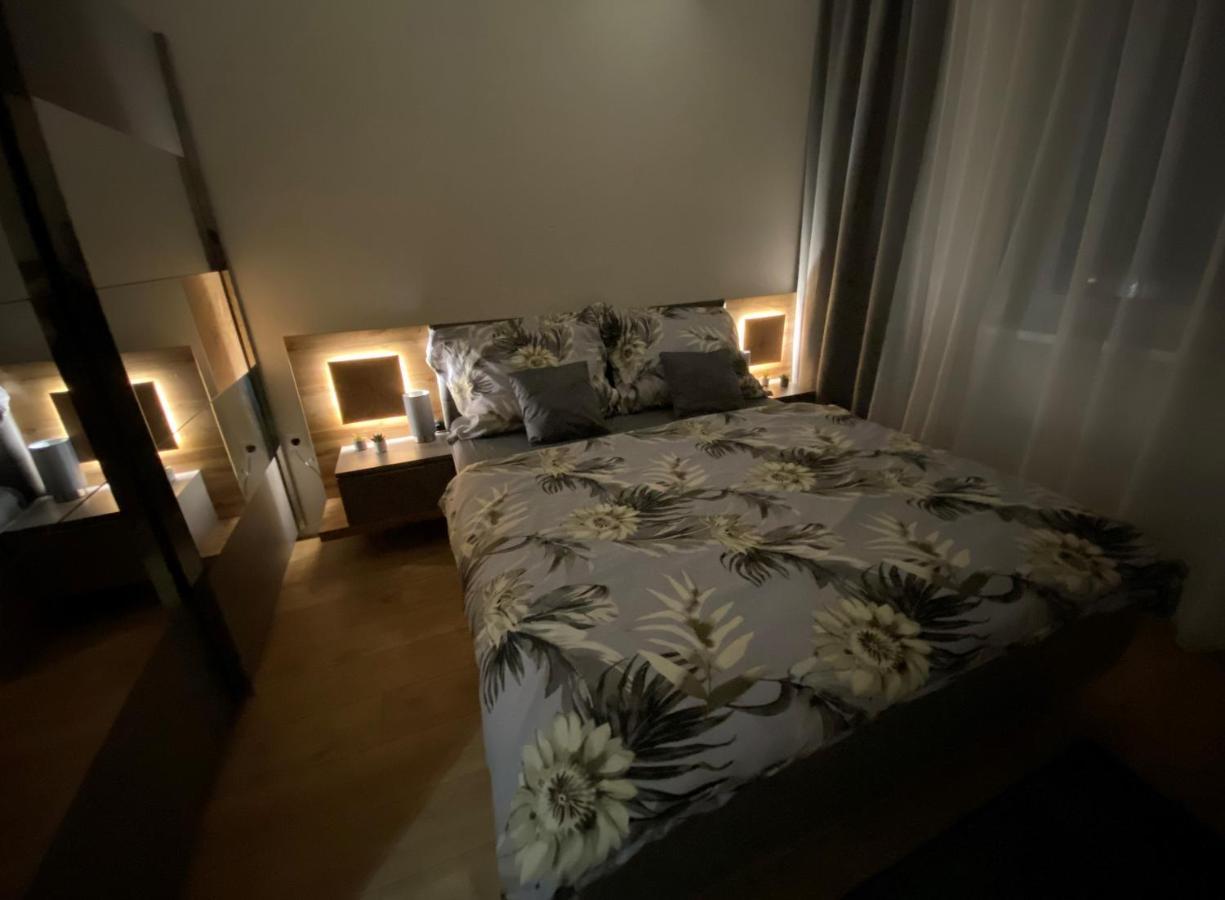 Apartment Mala Praha & Parking In The Garage Zilina Luaran gambar