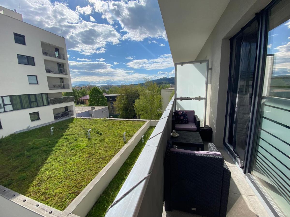 Apartment Mala Praha & Parking In The Garage Zilina Luaran gambar